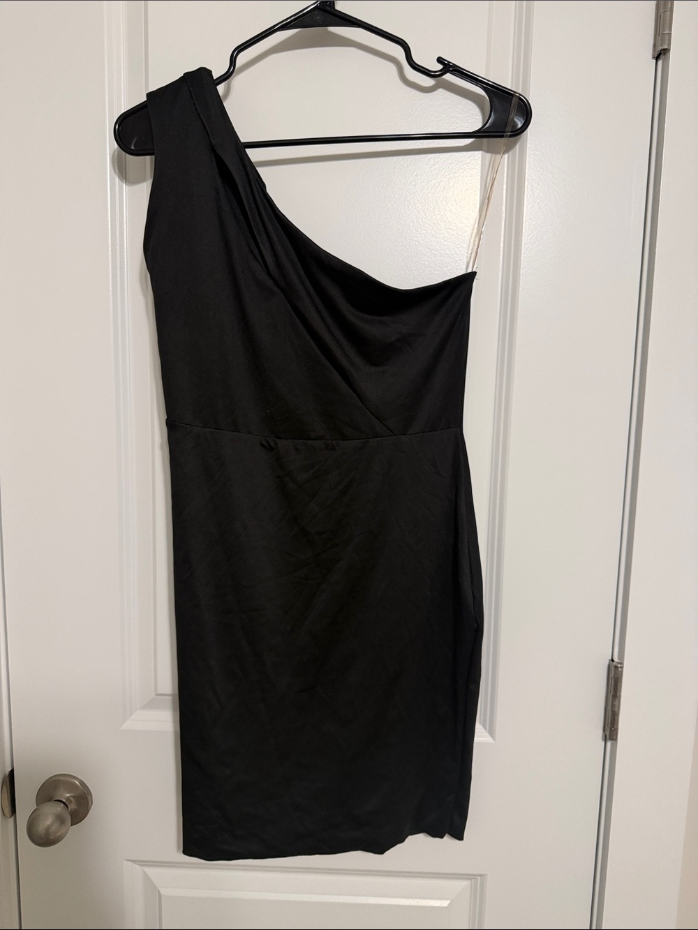 Haute Monde Black One-Shoulder Cocktail Dress